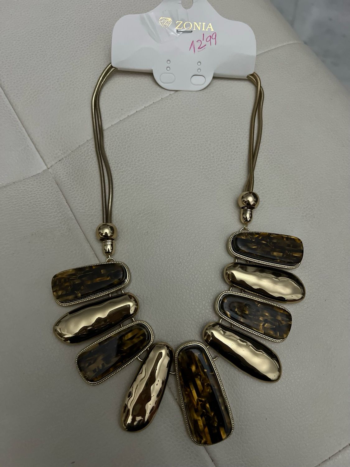 Collar