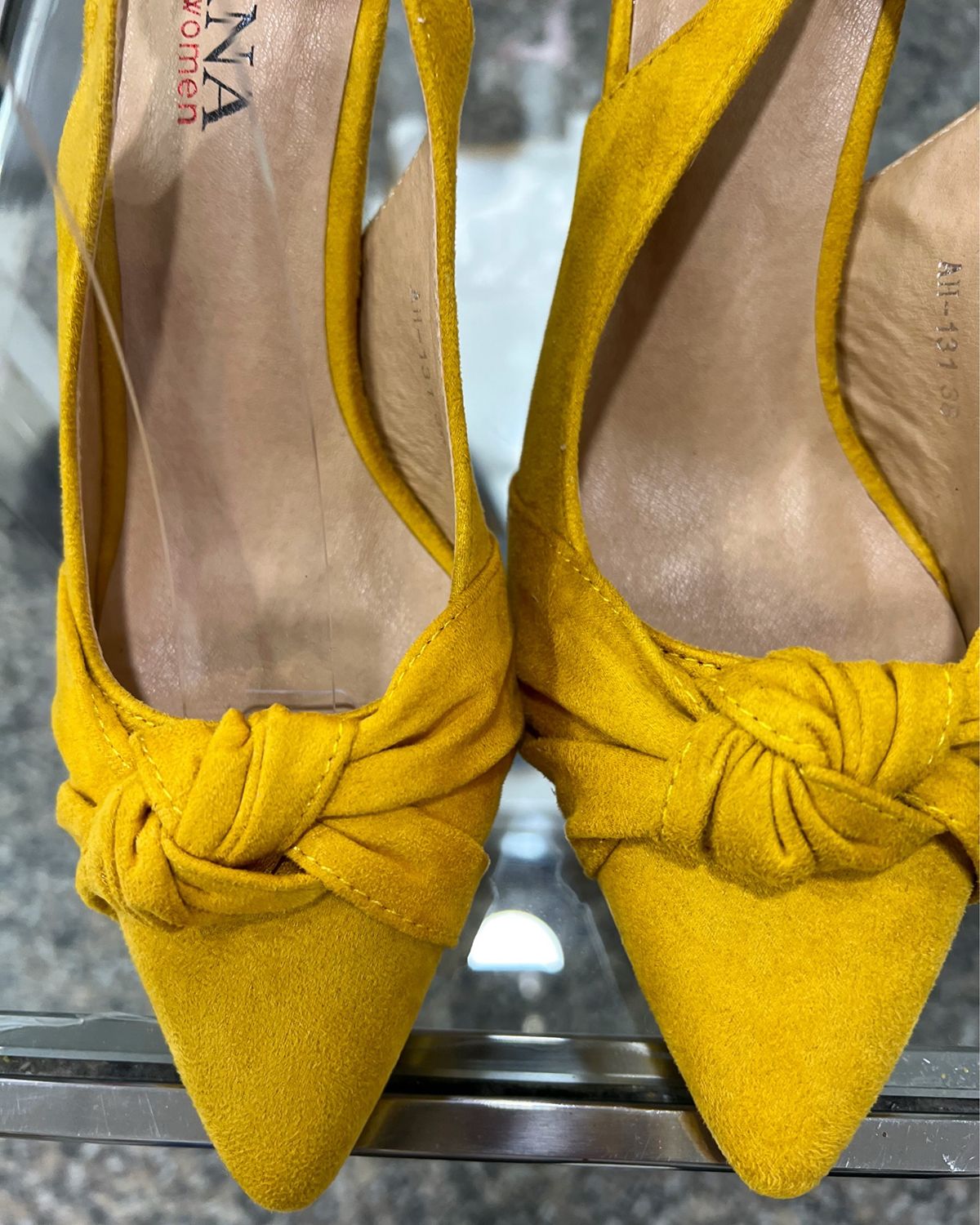 Sandalia MOSTAZA Sandalia MOSTAZA