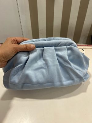 Bolso celeste