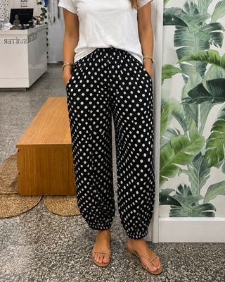 Pantalón BOMBACHO lunar Pantalón BOMBACHO lunar
