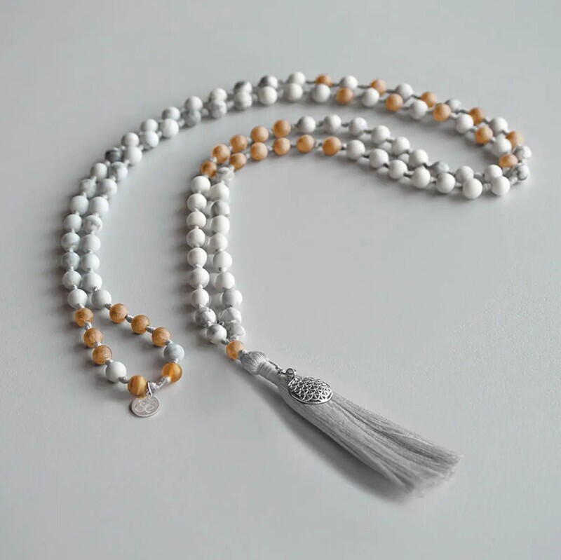 Mala Howlith