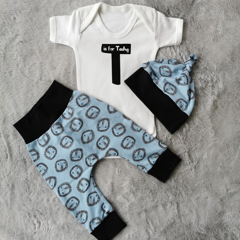 Personalised Handmade Set (3-6 months) - Blue Lions