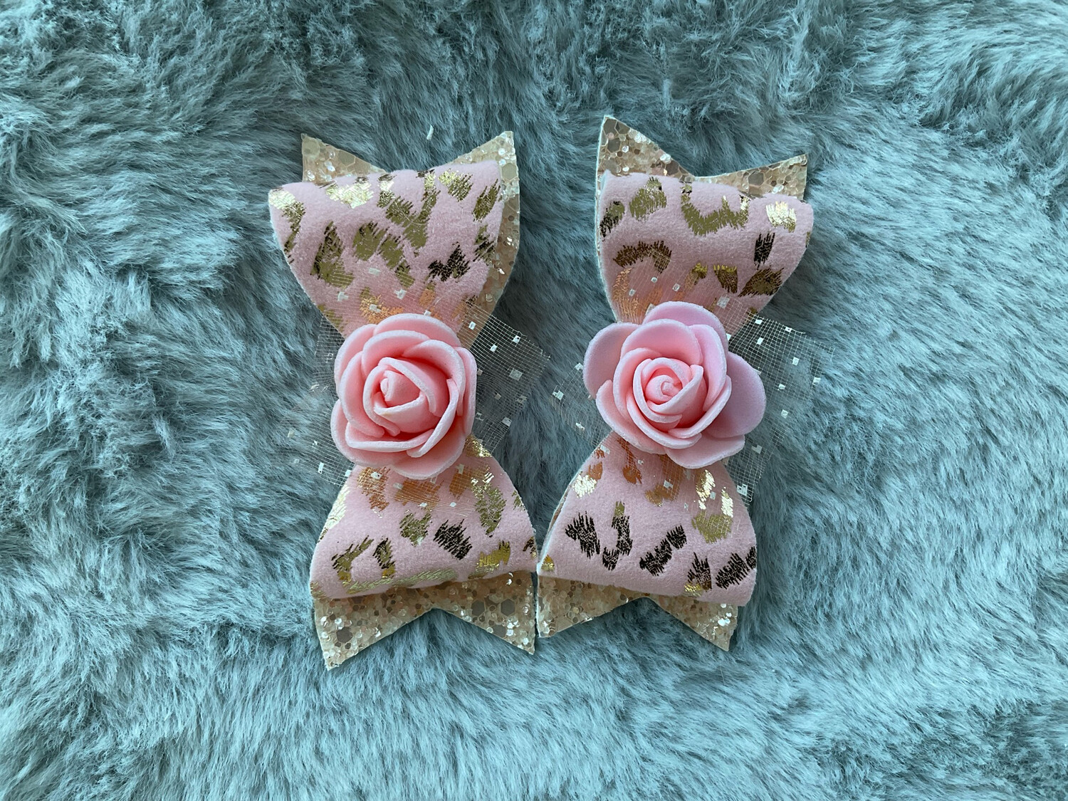 Faux Leather Bow Set 1