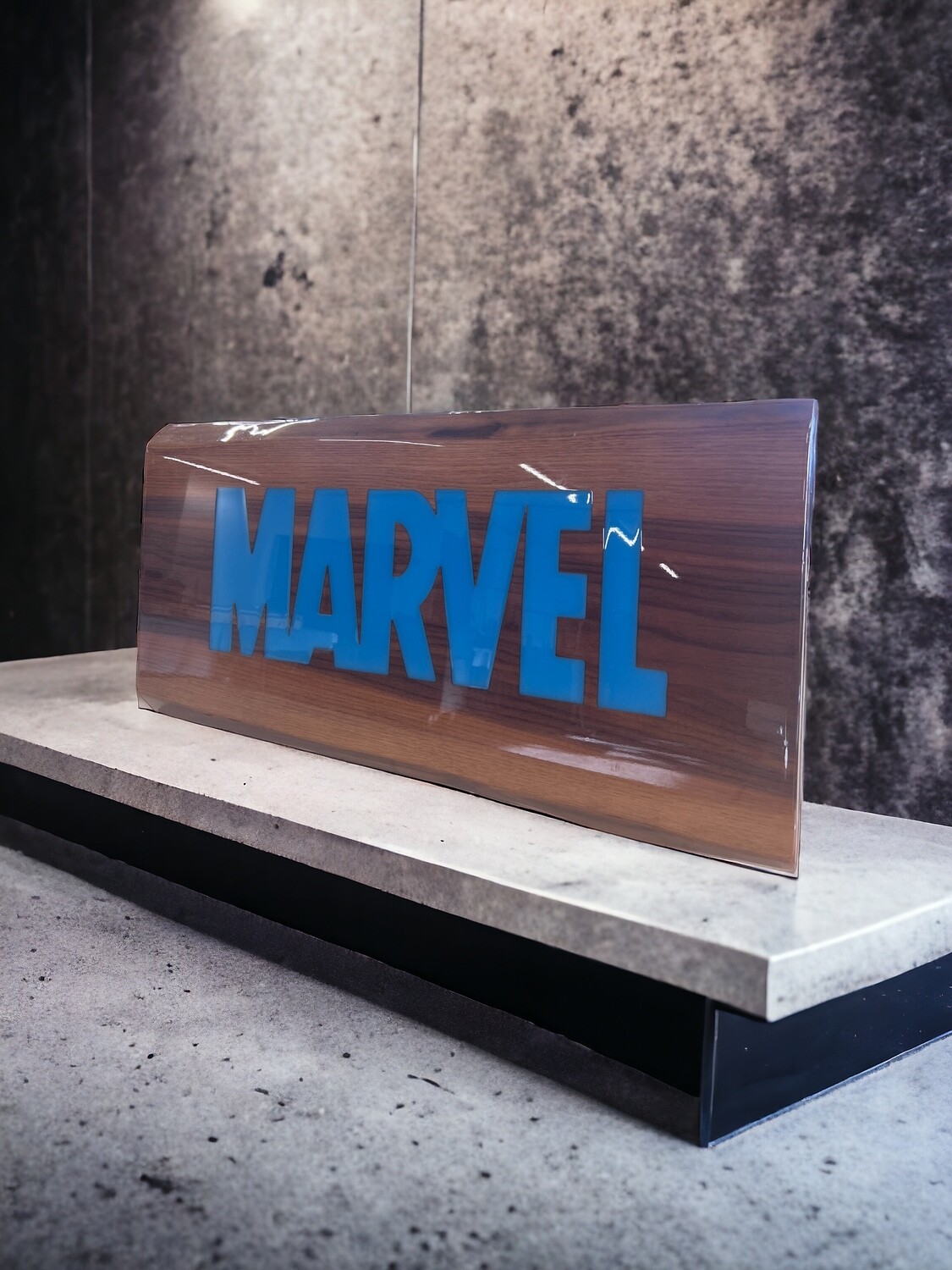 The Marvel Board ( Achtung, kein Schneidebrett) Sofort Lieferbar