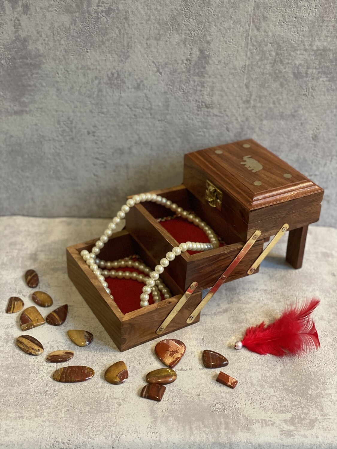 Boîte à bijoux en bois pliable faite à la main à 3 niveaux