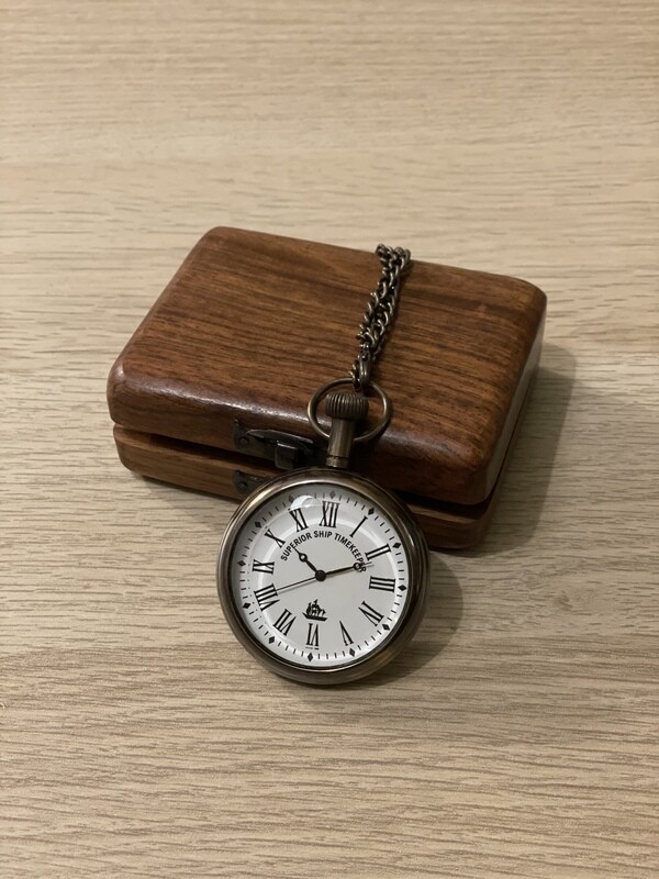 Montre de poche  en laiton avec Chaîne et Boîte en Bois