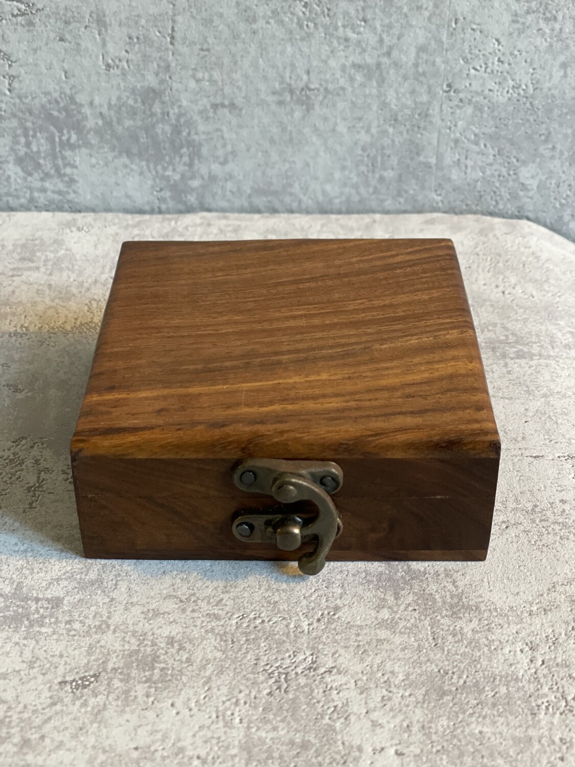 Boussole cadran solaire avec coffret  en bois