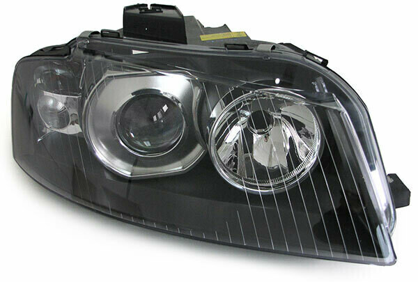 Phare avant droit pour Audi A3 8P 2003 - 2005
