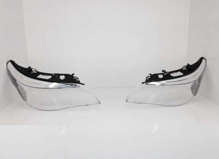 2 Vitres de phares avant pour BMW Série 5 e60 e61 Berline et Touring de 2003-2007 avec LED