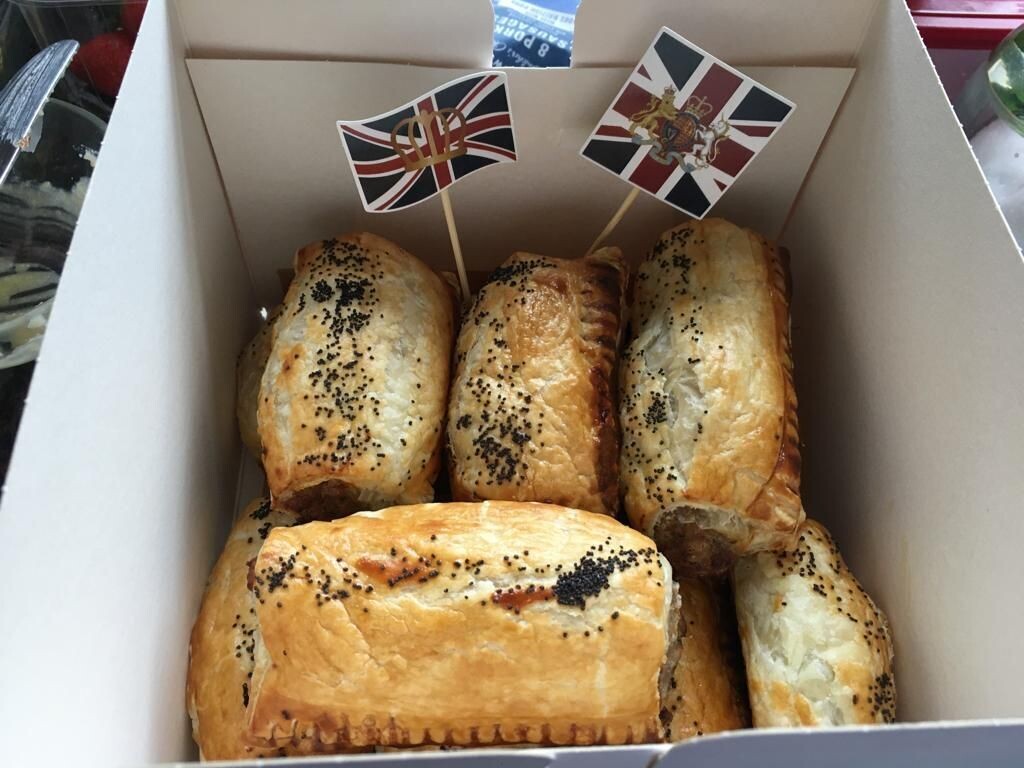 Sausage & Mushroom Spinach Roll Box
