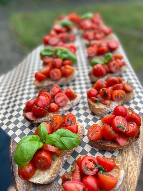 Tomato & Basil Bruschetta