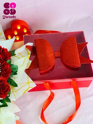 FLOWERS AND GIFT BOX PACKAGE