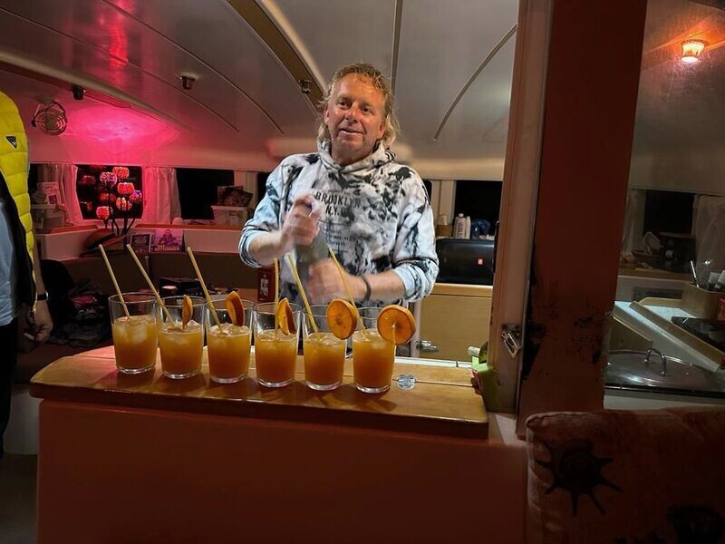 081: Segeln & Entdecken - Athen - Party-Reise mit der SpacEX & dem Schwesterschiff Red Turtle - Athen > 11.05. - 18.05.2025 081: Segeln & Entdecken - Athen - Party-Reise mit der SpacEX & dem Schwesterschiff Red Turtle - Athen > 11.05. - 18.05.2025