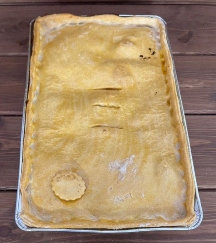 Large Steak Pie