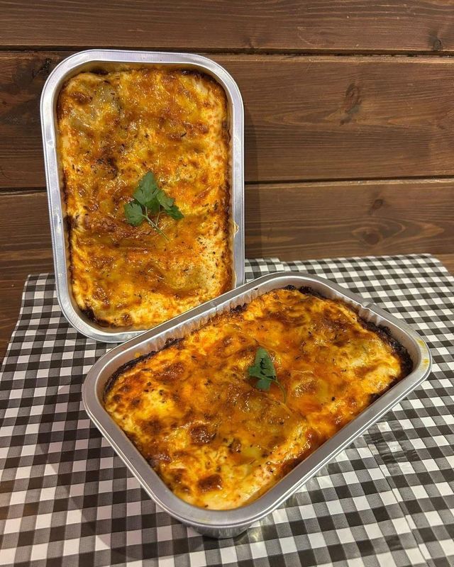 Lasagna &amp; Coleslaw
