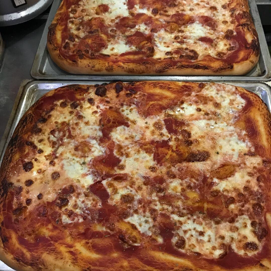 Pizza Maxi Stracchino Rossa