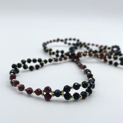 Tantric Necklace: Schwarzer Turmalin, Granat & Gold, klein Tantric Necklace: Schwarzer Turmalin, Granat & Gold, klein