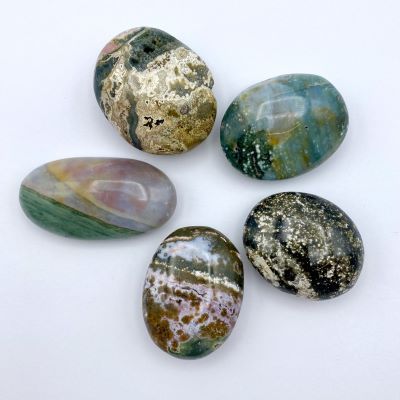 Korallenjaspis (Ozeanjaspis) ca. 50 g Korallenjaspis (Ozeanjaspis) ca. 50 g