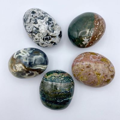 Korallenjaspis (Ozeanjaspis) ca. 110 g Korallenjaspis (Ozeanjaspis) ca. 110 g