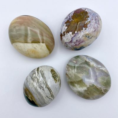 Korallenjaspis (Ozeanjaspis) ca. 140 g Korallenjaspis (Ozeanjaspis) ca. 140 g