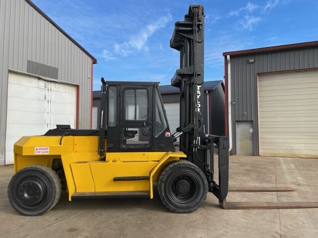 28,000 lb Taylor Air Tire Forklift For Sale