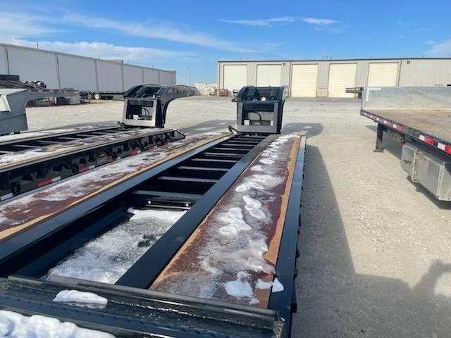 55 Ton Capacity Aspen RGN 3-Axle Trailer For Sale (Three Available)
