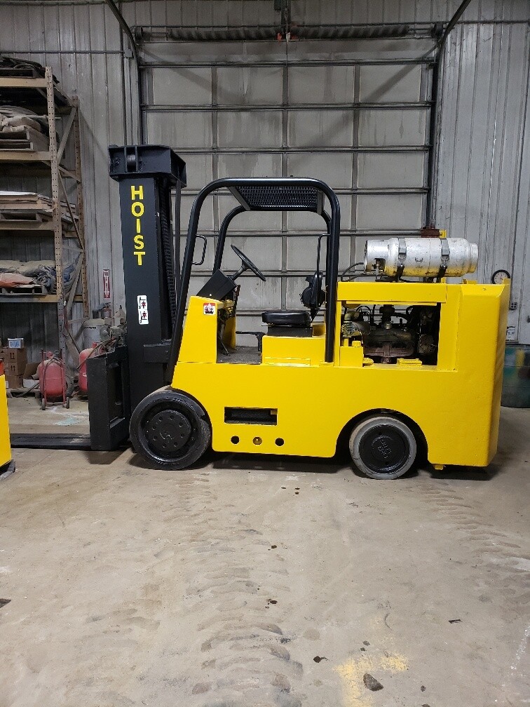 30,000 lb Hoist Forklift For Sale