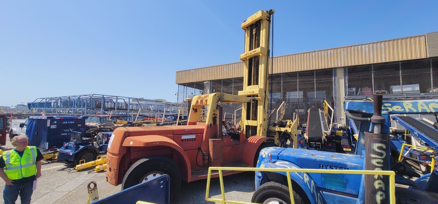 46,000 lb Hyster Forklift - Model H460B - For Sale