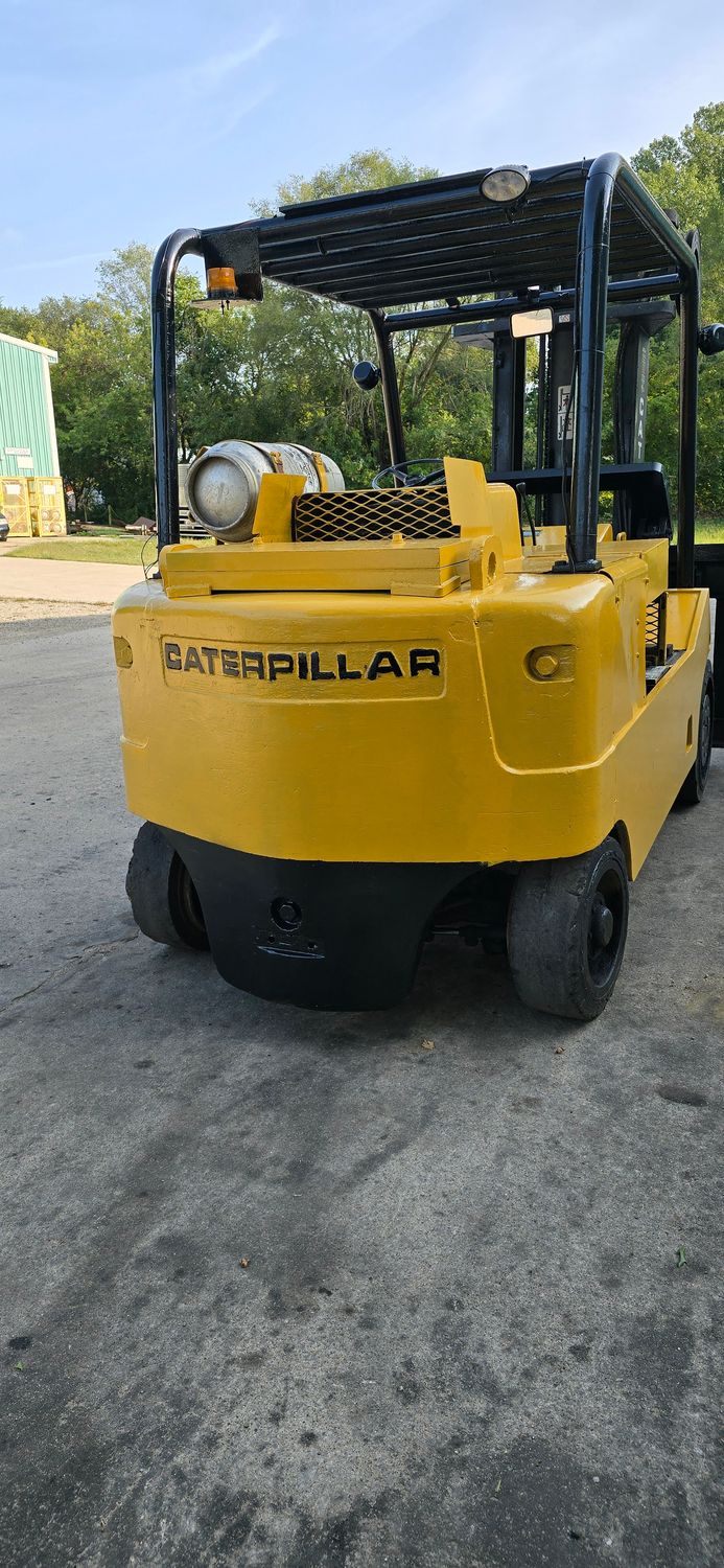 22,000 lb Cat Forklift For Sale