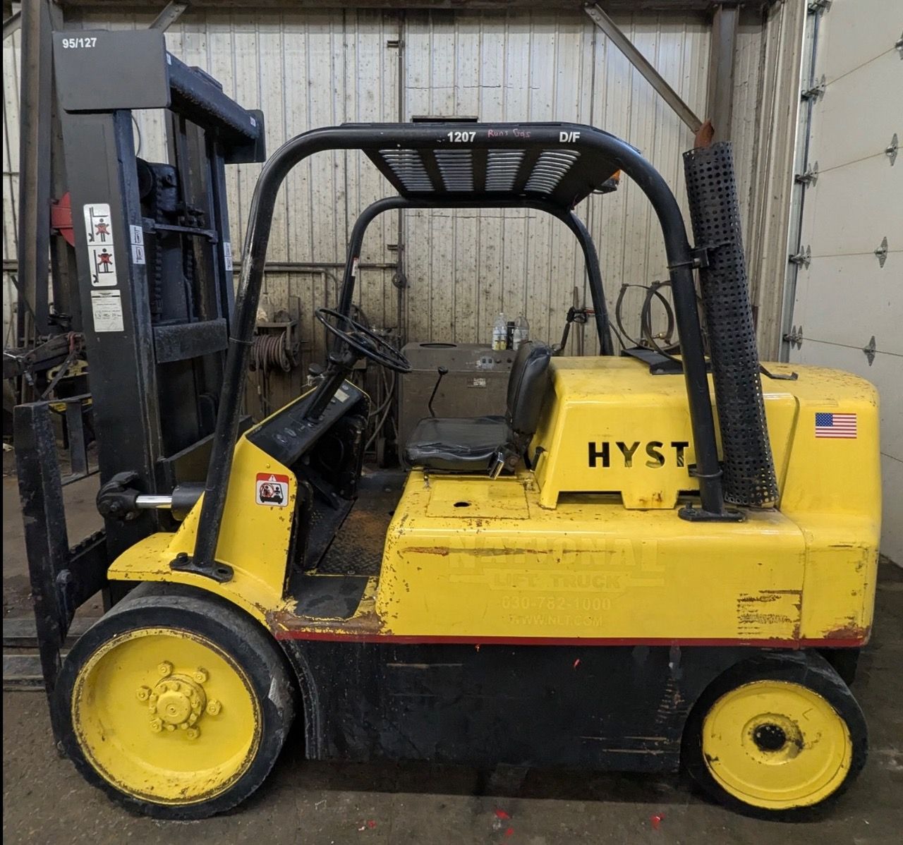 15,000 lb Hyster Forklift For Sale