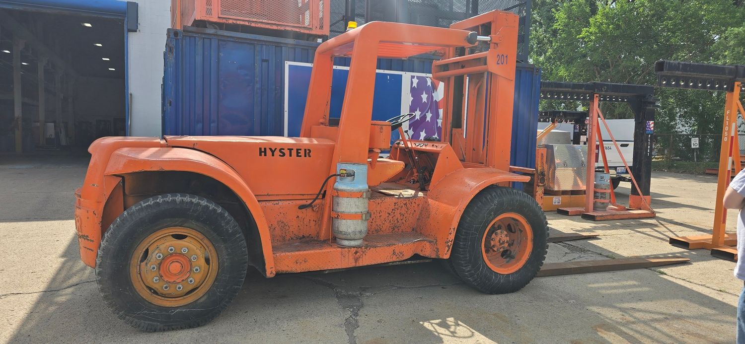22,500 lb Hyster Forklift For Sale