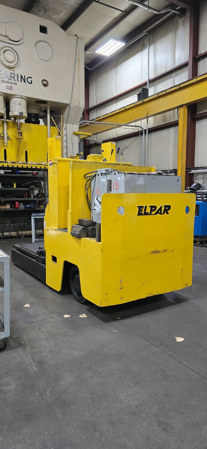 ​30,000 lb Elwell Parker Die Truck For Sale