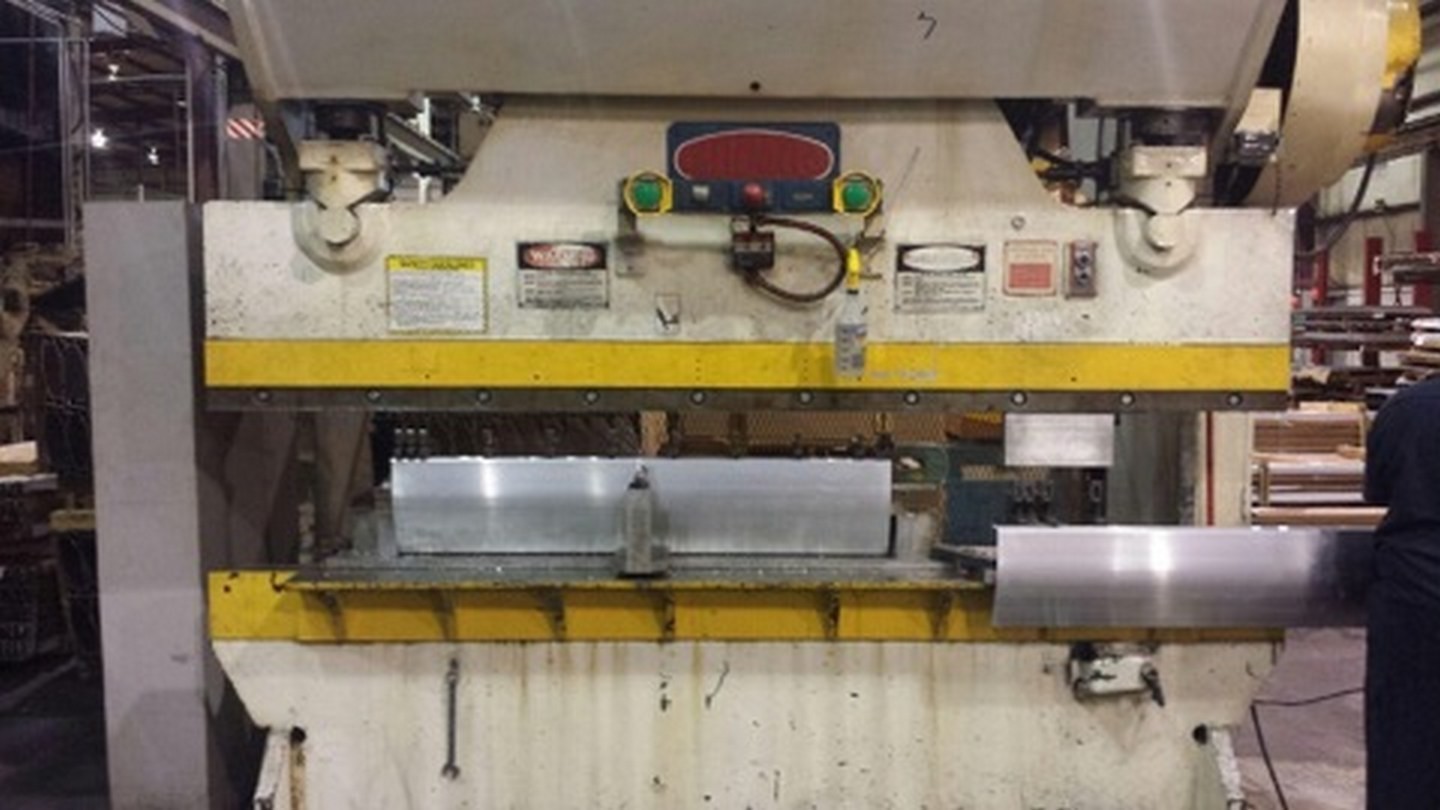​150 Ton Capacity Chicago Dreis & Krump Mechanical Press Brake For Sale