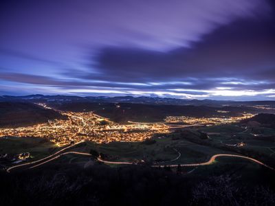 Nachtaufnahme von der Sissacherfluh auf Sissach