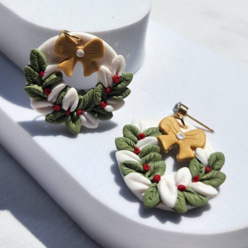 White Christmas Wreath
