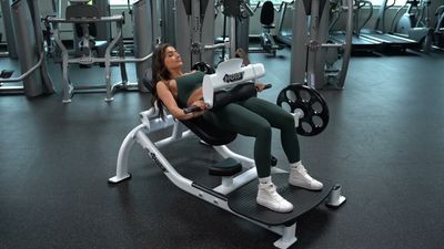 HOIST® Glute Thrust Machine