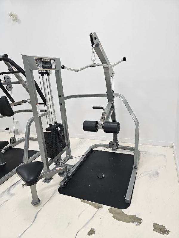 ProMaxima Wheelchair Accessible Lat Pull Down