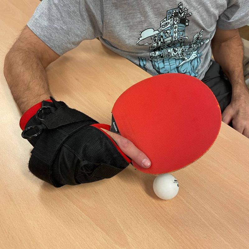 Active Hands Angled Aid