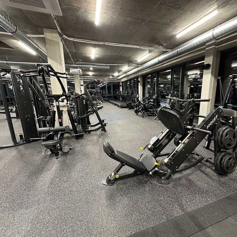 HOIST® Angled Linear Leg Press