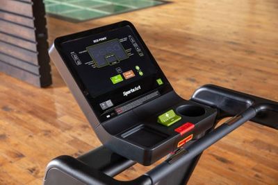 SportsArt’s ECO-POWR™ Elite Treadmill