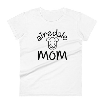 Airedale mom graphic T-shirt