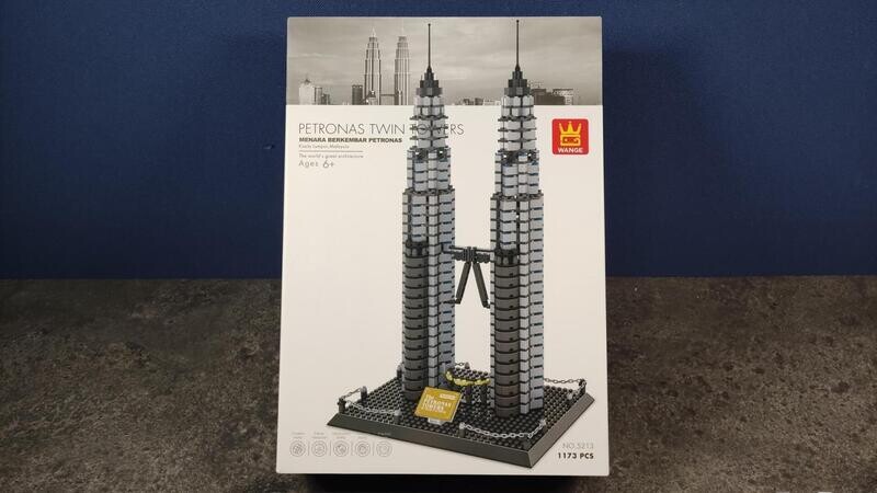WANGE - 5213 - Petronas Twin Towers WANGE - 5213 - Petronas Twin Towers