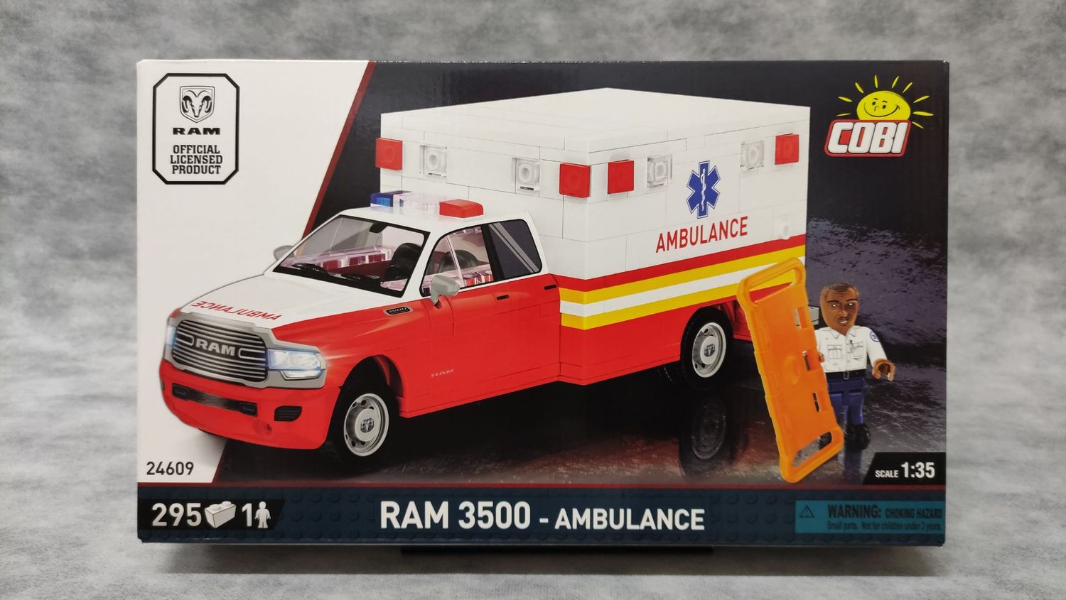 COBI - 24609 - RAM 3500 AMBULANCE