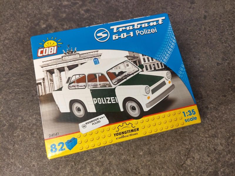 COBI - 24541 - TRABANT 601 POLIZEI COBI - 24541 - TRABANT 601 POLIZEI