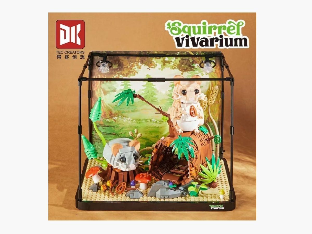 DK - 7018 - Squirrel Vivarium