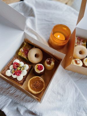 Sweet treat box 29/03 💞