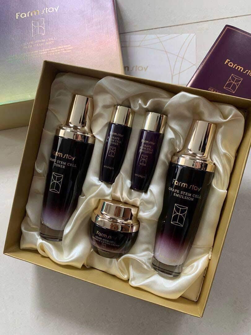 FARMSTAY GRAPE STEM CELL SKIN CARE 3SET