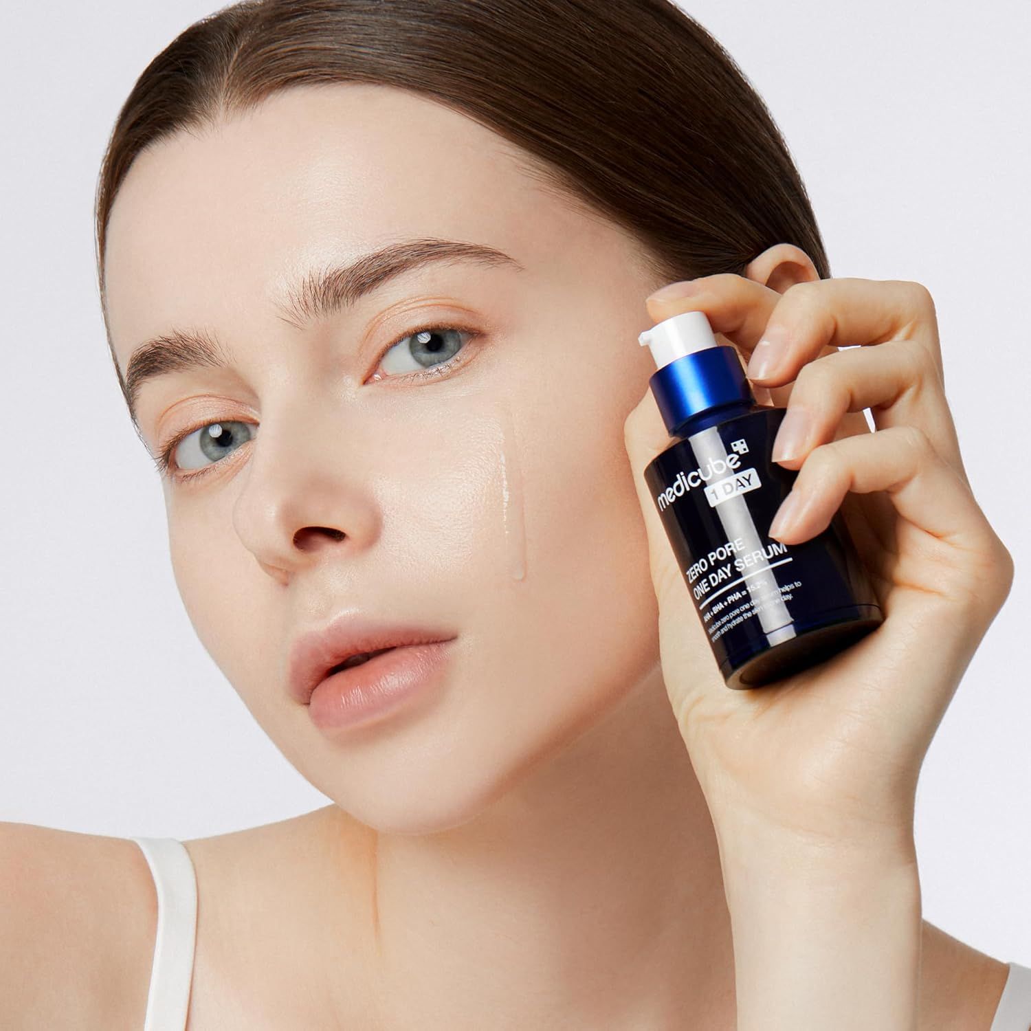 MEDICUBE Zero Pore One Day Serum 30ml - LR