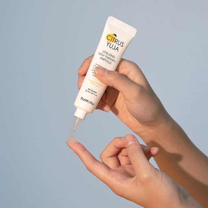 Farmstay Citrus Yuja Vitalizing Rich Therapy Ampoule 30ml