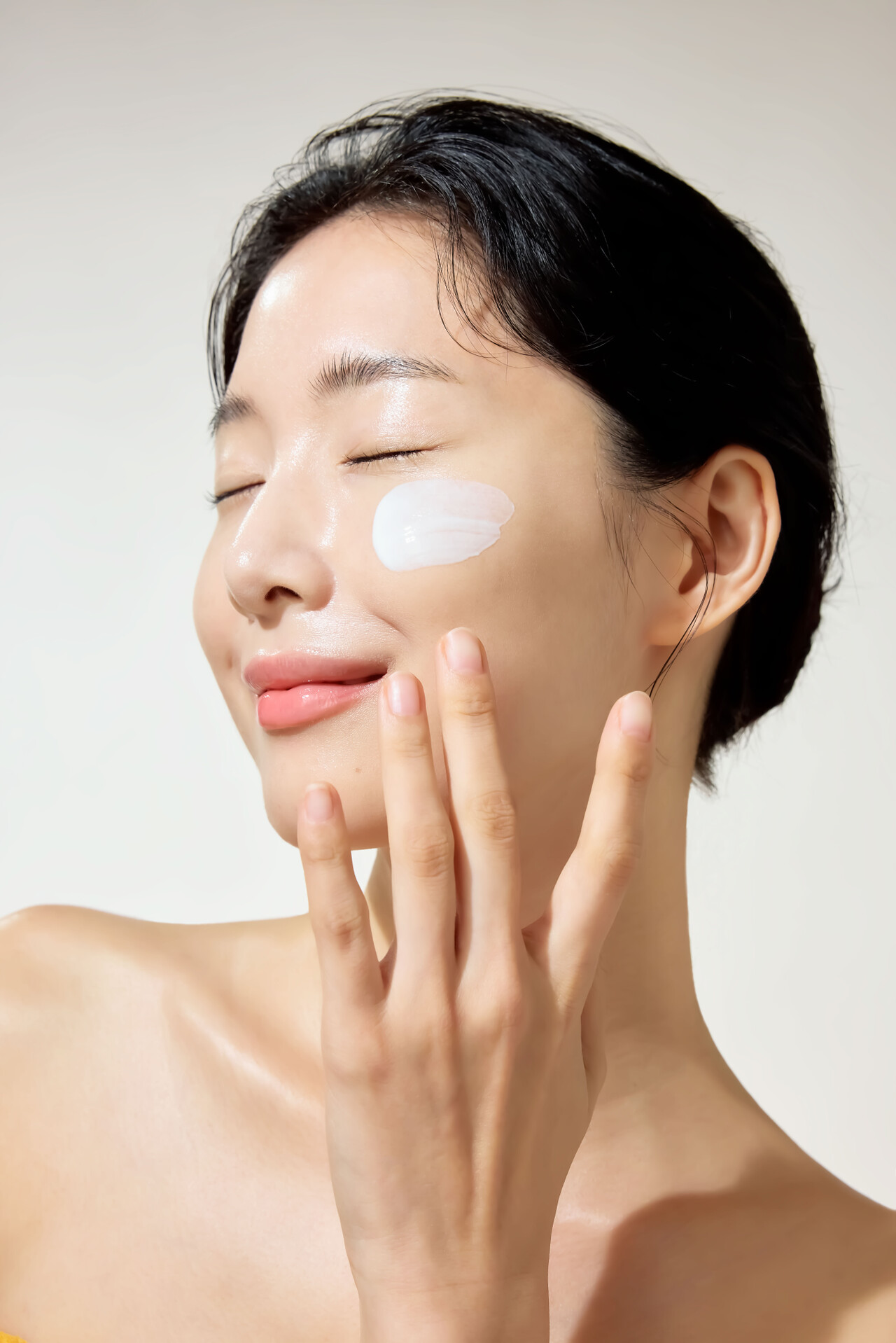 CELIMAX Pore + Dark Spot Brightening Care Sun Screen 50ml